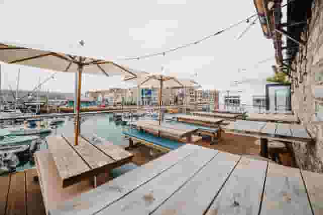 Top Deck