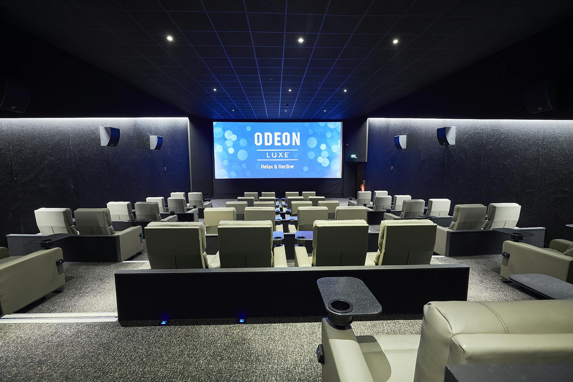 ODEON LUXE & DINE Islington - image