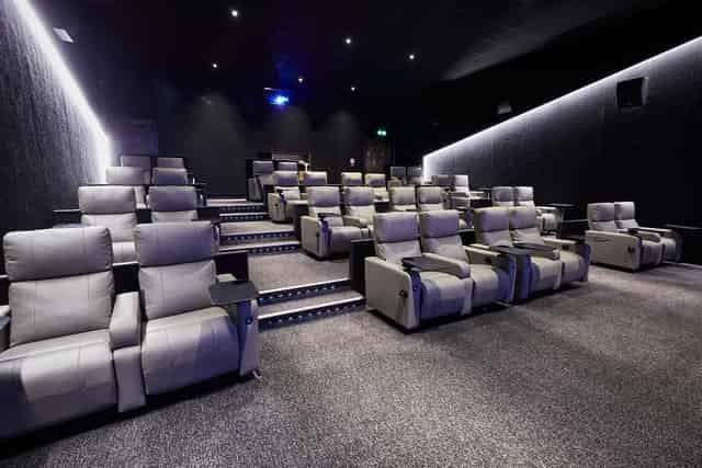 ODEON LUXE & DINE Islington