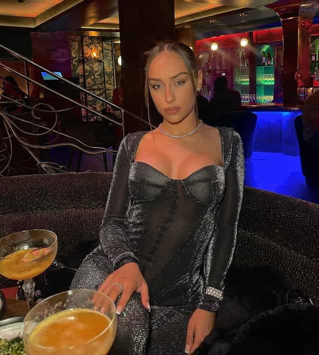 Amaru Lounge & Bar 