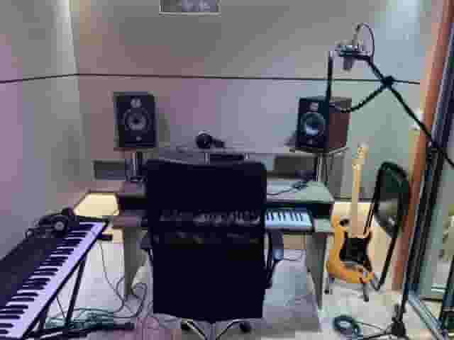 Rollover studios