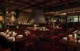 Private dining room in Decimo with modern decor, ideal for corporate dinners and celebrations.