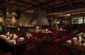Private dining room in Decimo with modern decor, ideal for corporate dinners and celebrations.