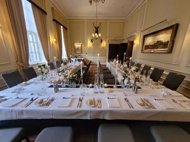 Formal Banquet | Elegant Room | Private Dining | Executive Retreat