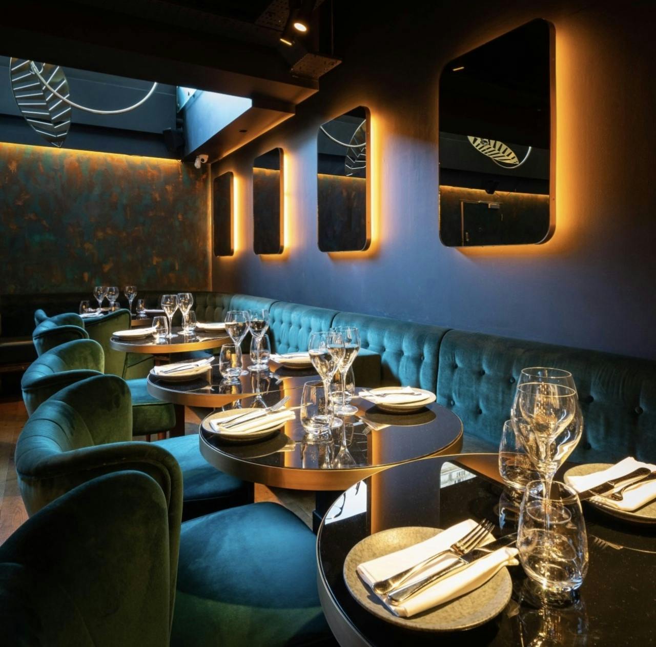 Stylish dining space in Farzi London, perfect for intimate gatherings and corporate dinners.