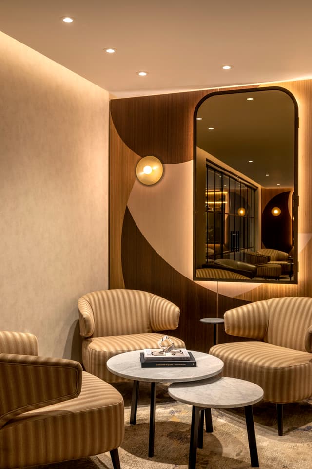 Hoxton Lounge