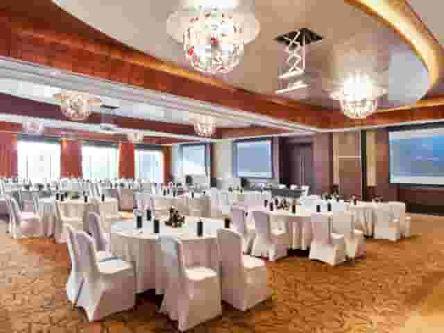 Champagne Ballroom