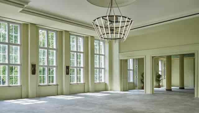  Jarod Venue