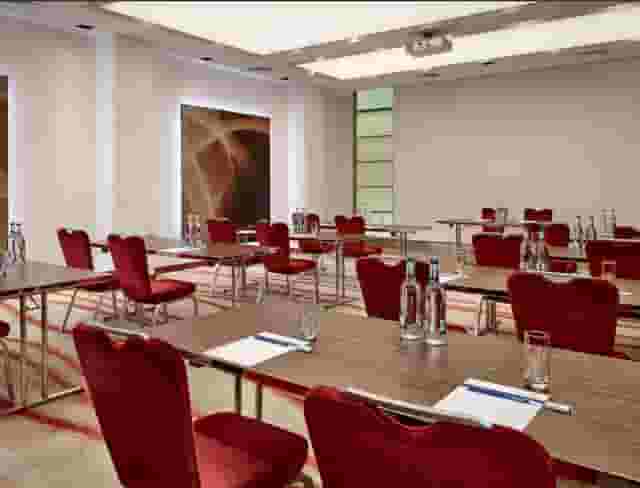 Park Plaza Victoria London