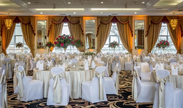 Elegant banquet hall in Tara Suite 1, perfect for weddings and corporate events.