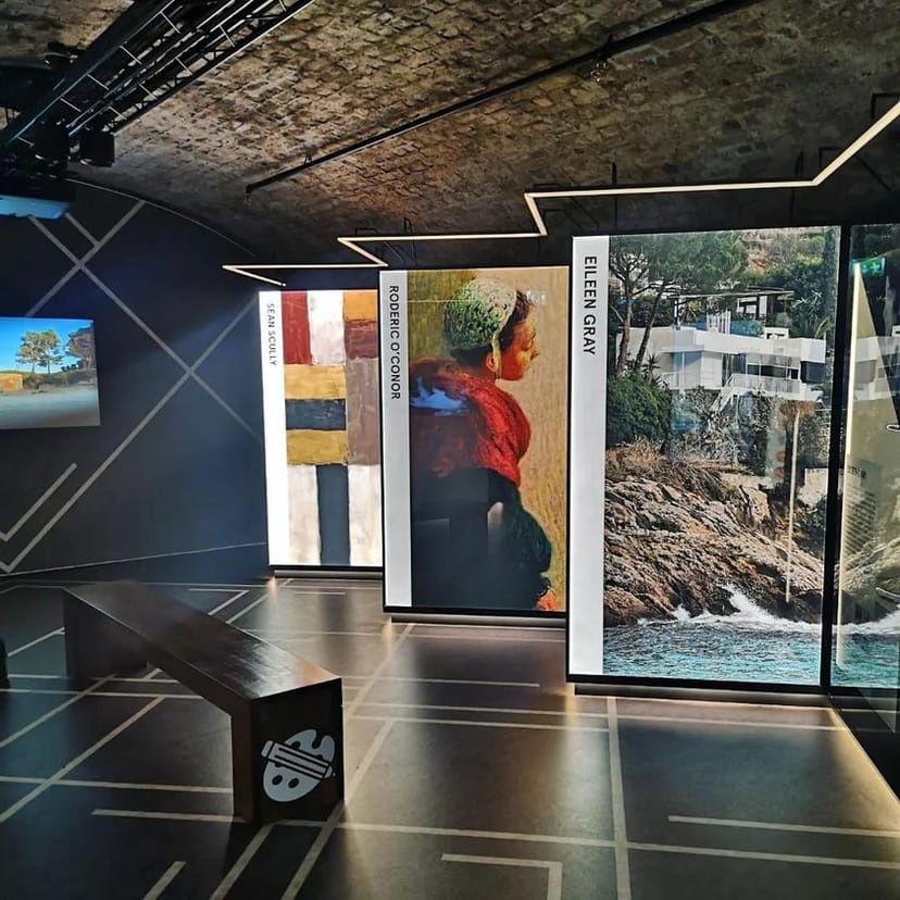 Modern event space at The Galleria, ideal for art exhibitions and corporate presentations.