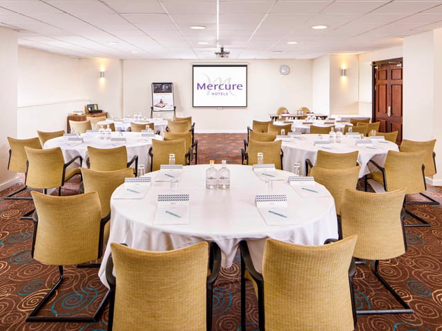 International Suite meeting room at Mercure Manchester Piccadilly, ideal for professional events.