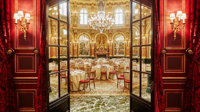 Opulent Opera Ballroom at InterContinental Paris, ideal for galas and high-end events.