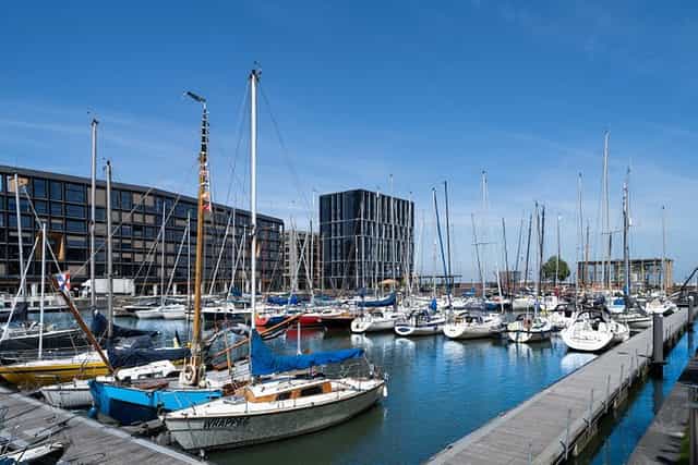 FOUR ELEMENTS HOTEL AMSTERDAM - Prices ...