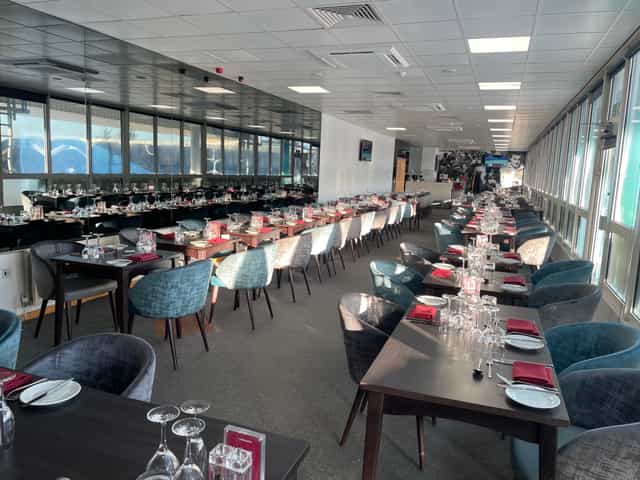 Legends Lounge 