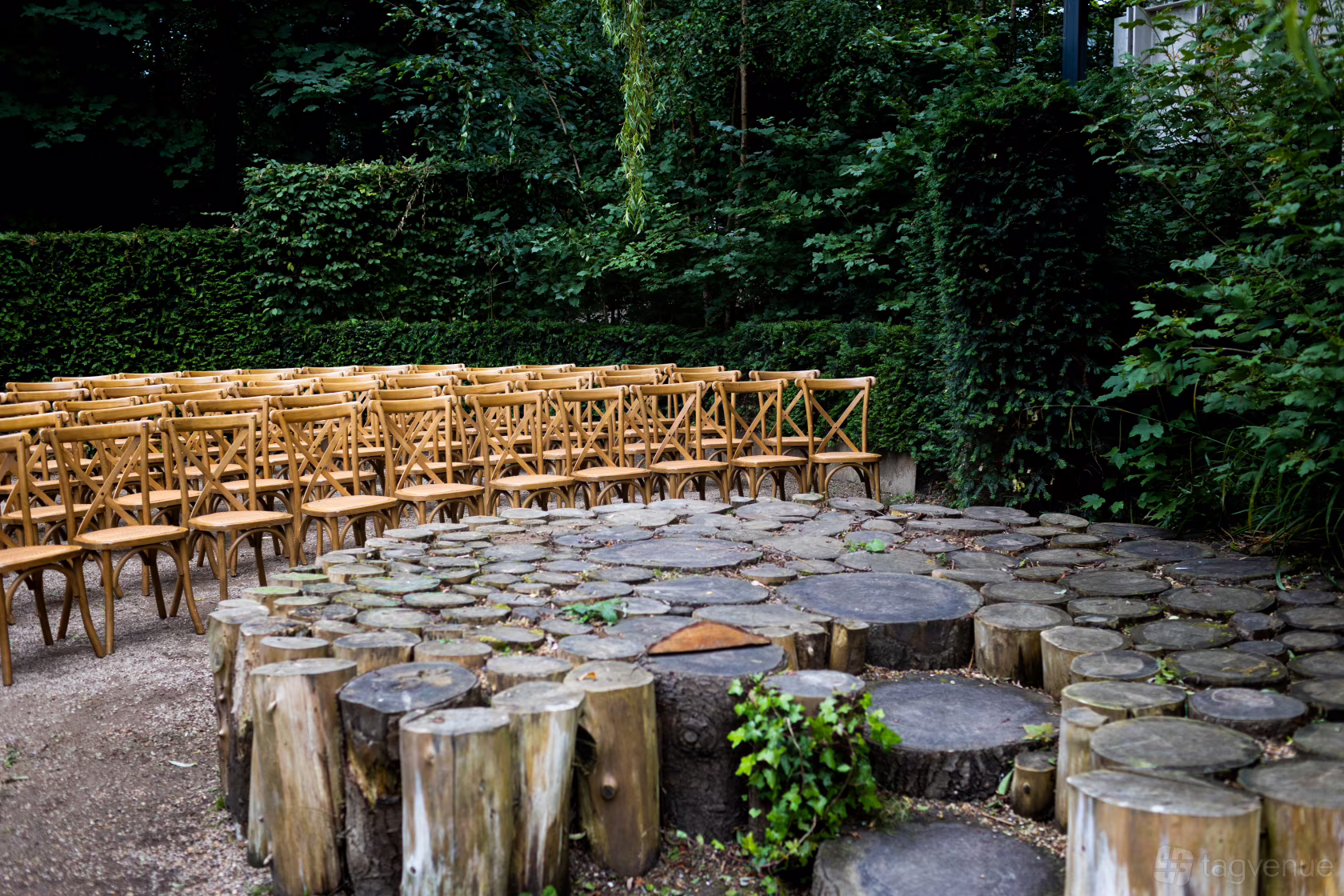 6 Wedding Venues With Summery Outdoor Spaces