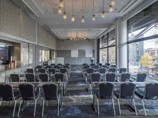 Modern meeting room at Radisson Blu, ideal for corporate events and workshops.