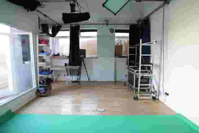 Peckham Studio inc 90° Green Screen