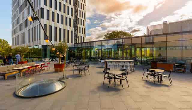 Plenary room at Postillion Hotels Amsterdam, ideal for outdoor networking events.