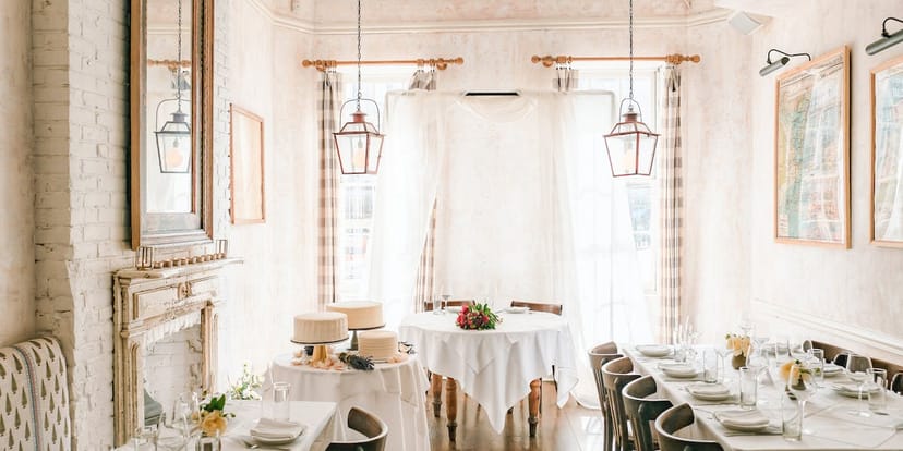 Elegant dining room in Bobo, NY, perfect for upscale events and intimate gatherings.