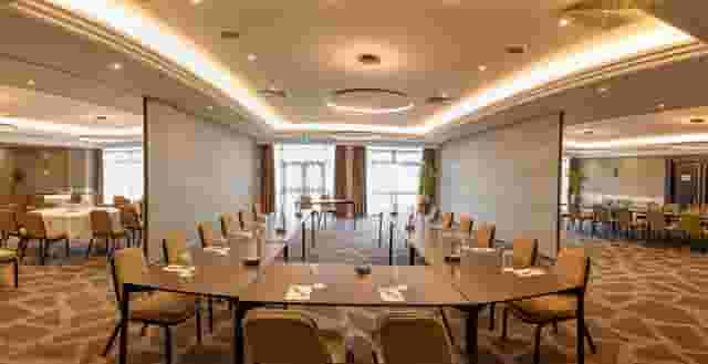  Ealing Suite
