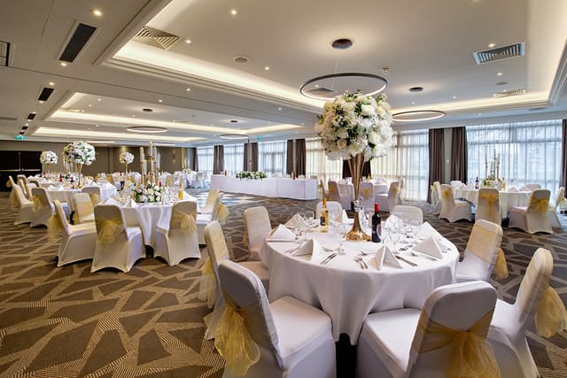 DoubleTree by Hilton London Ealing