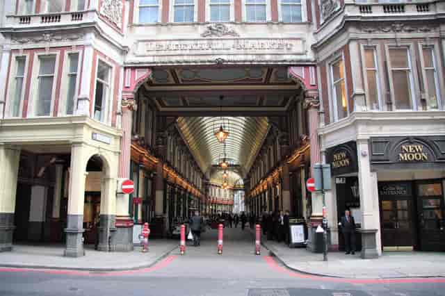 Elegant archway on Leadenhall Street, perfect for vibrant market events and networking.