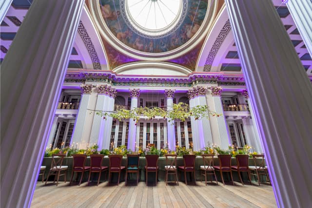 Signet Library