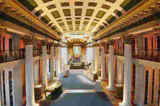 Signet Library