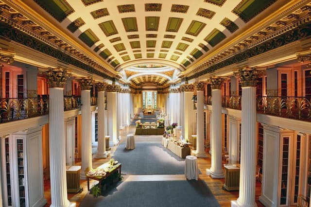 Signet Library