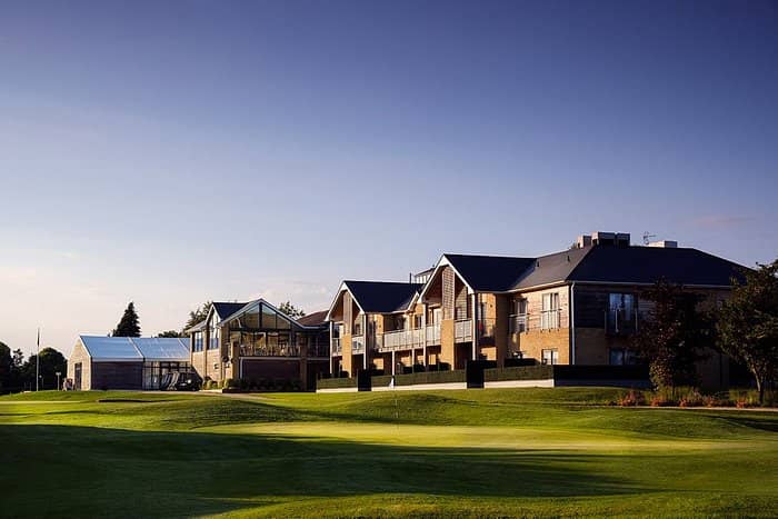 Cotswolds Hotel, Golf & Spa venue with modern architecture for elegant events and meetings.