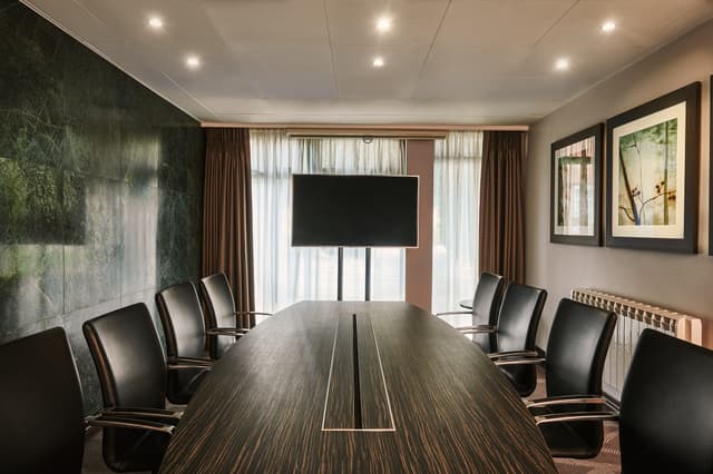 Perry Suite