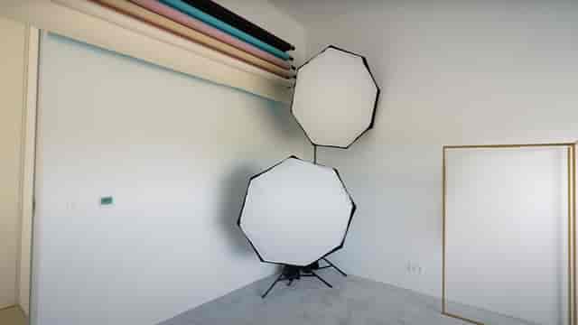 Modern Loft meeting space with professional lighting for events and presentations.