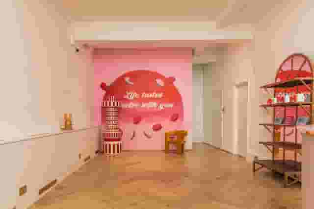 Oh La La! Kitchen Studios