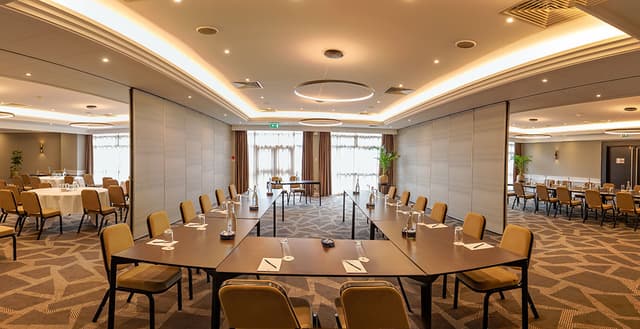 DoubleTree by Hilton London Ealing