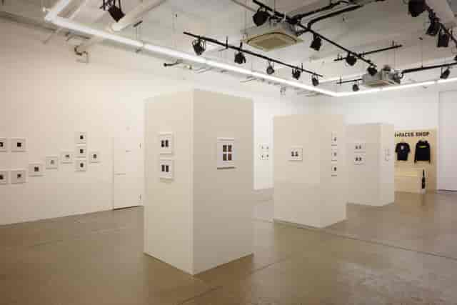Modern gallery space with white walls for art exhibitions and corporate events.