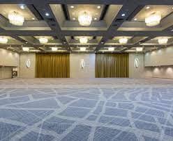 Symphony Ballroom at Hilton Miami: elegant venue with chandeliers for conferences and banquets.