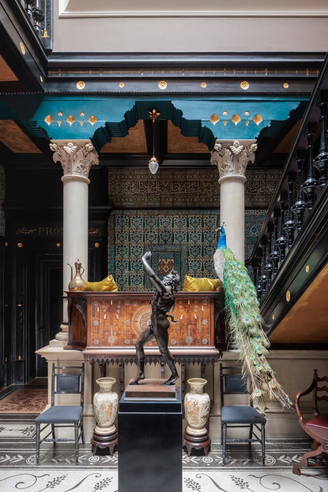 Leighton House