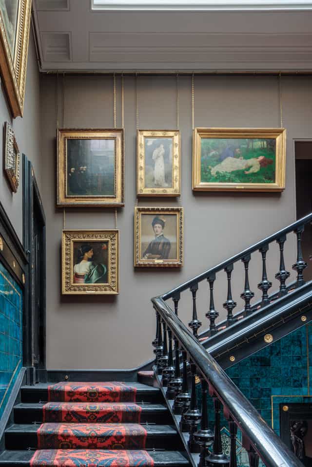 Elegant gallery wall at Leighton House, perfect for intimate events and networking.