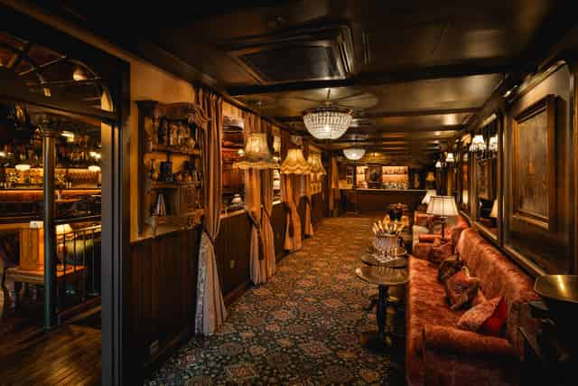 Mr Fogg's City Tavern