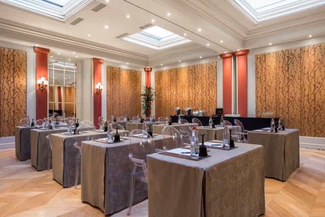 Elegant meeting room at Hotel Castille Paris, perfect for corporate events and workshops.