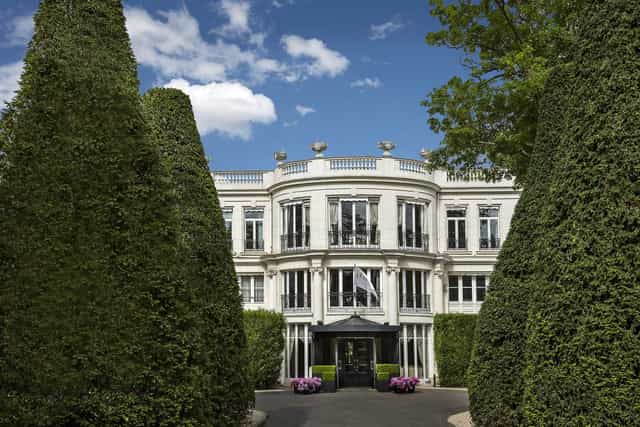 Elegant venue Les Honneurs at Le Pré Catelan, ideal for corporate events and gatherings.