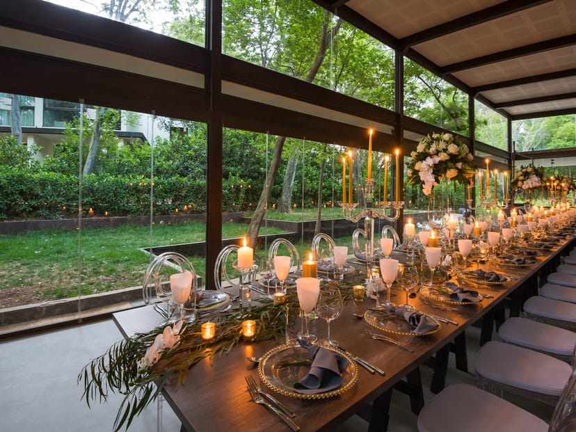 Elegant dining table at Jala Pavilion, Vivari Hotel for corporate dinners and events.