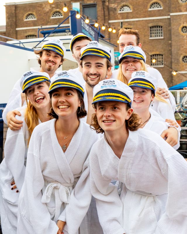 Skuna Hot Tub Boat