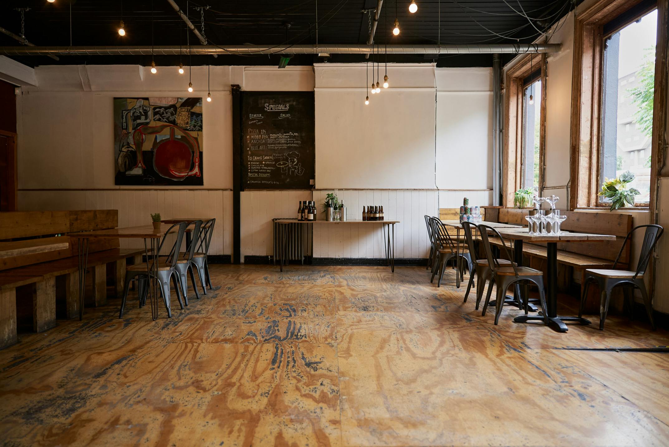 Versatile event space in Brixton with rustic charm, ideal for gatherings and meetings.