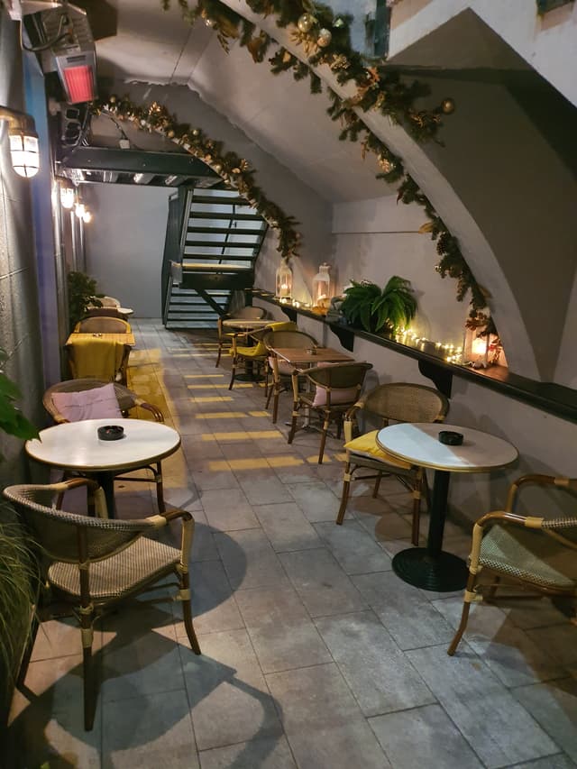 The Iveagh Garden Hotel