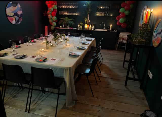 Kix Bar + Kitchen
