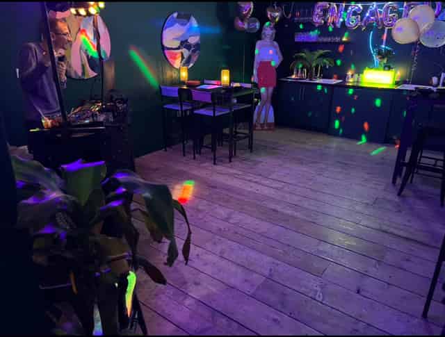 Kix Bar + Kitchen