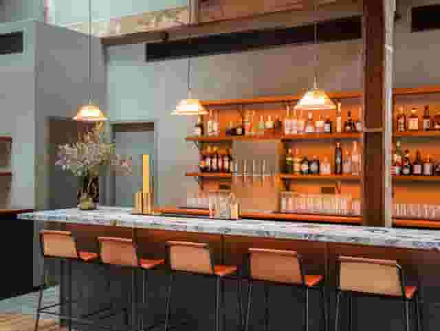 Light Bar & Dining