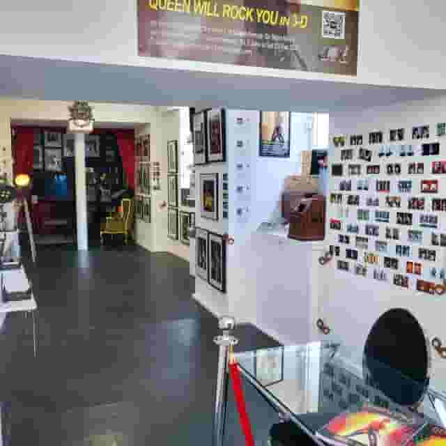 Proud Galleries